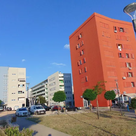 Апартаменти Augusta *