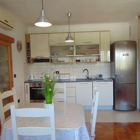 Апартаменти Augusta *