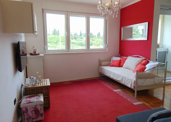 Апартаменти Augusta